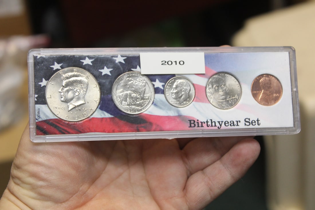 2010 Birth Year Set: 5 coins set