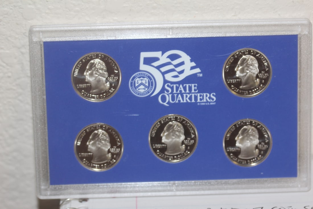 2004 50 States Quarters Set: as shown