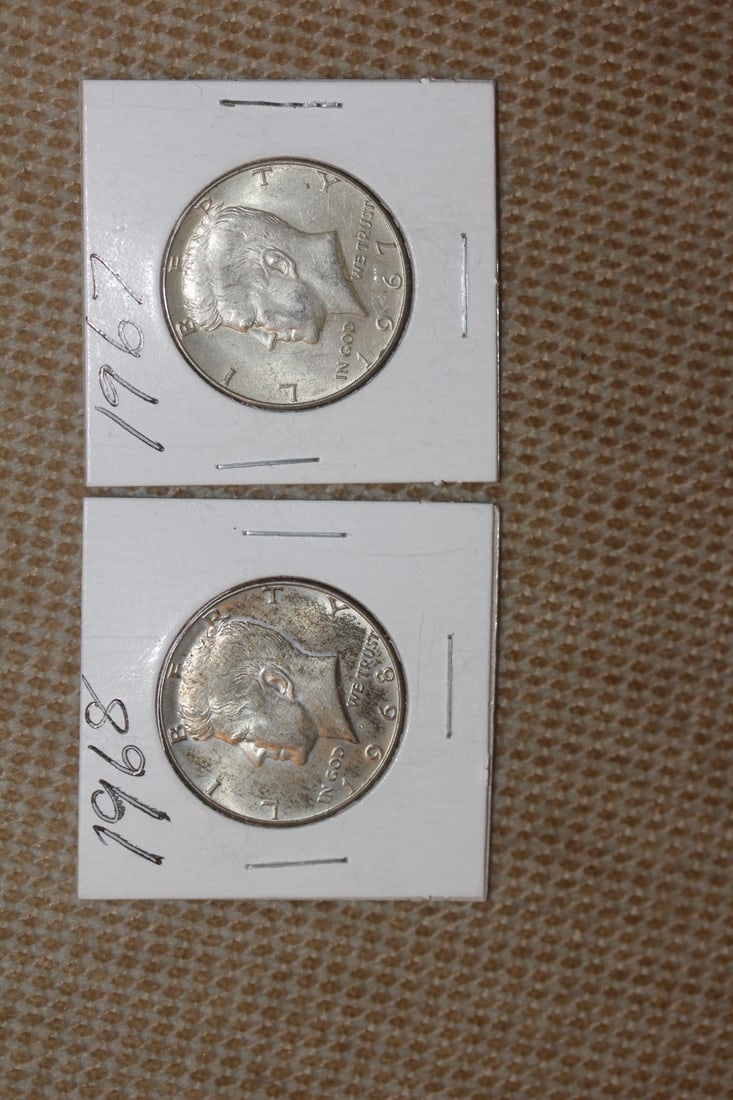 Lot of 2 Kennedy Halves: 40% silver