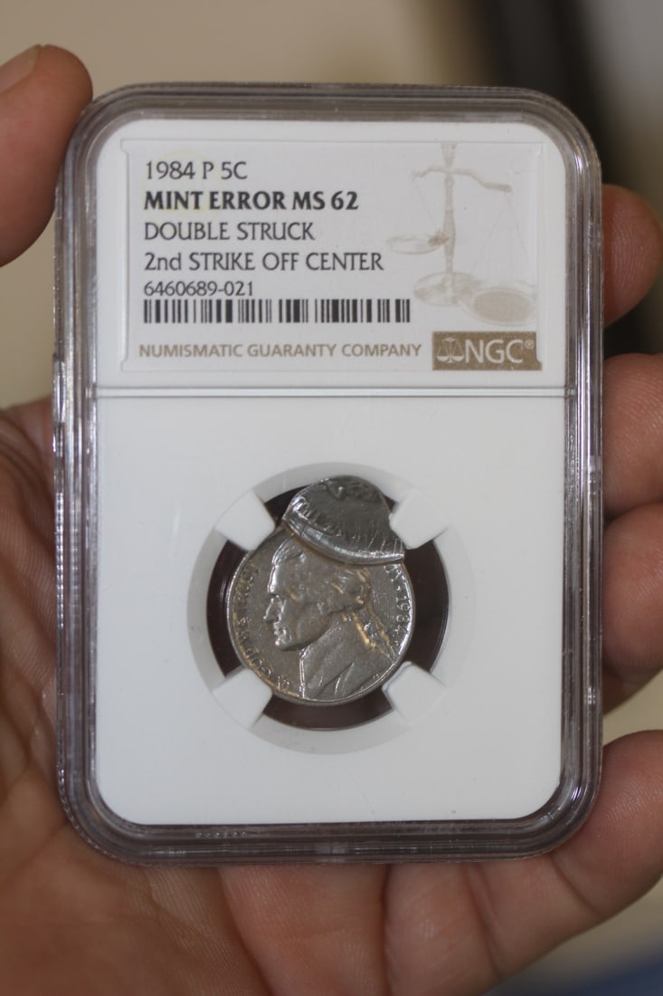 NGC Graded Mint Error 1984 5cent: very rare - NGC graded MS62 - double struck with 2nd strike off center - dual mint error
