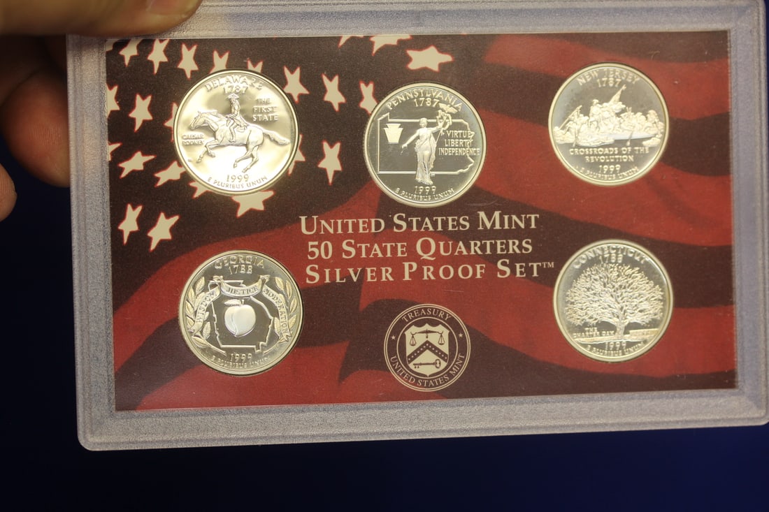 A 1999 US Mint Silver Proof Set - 6