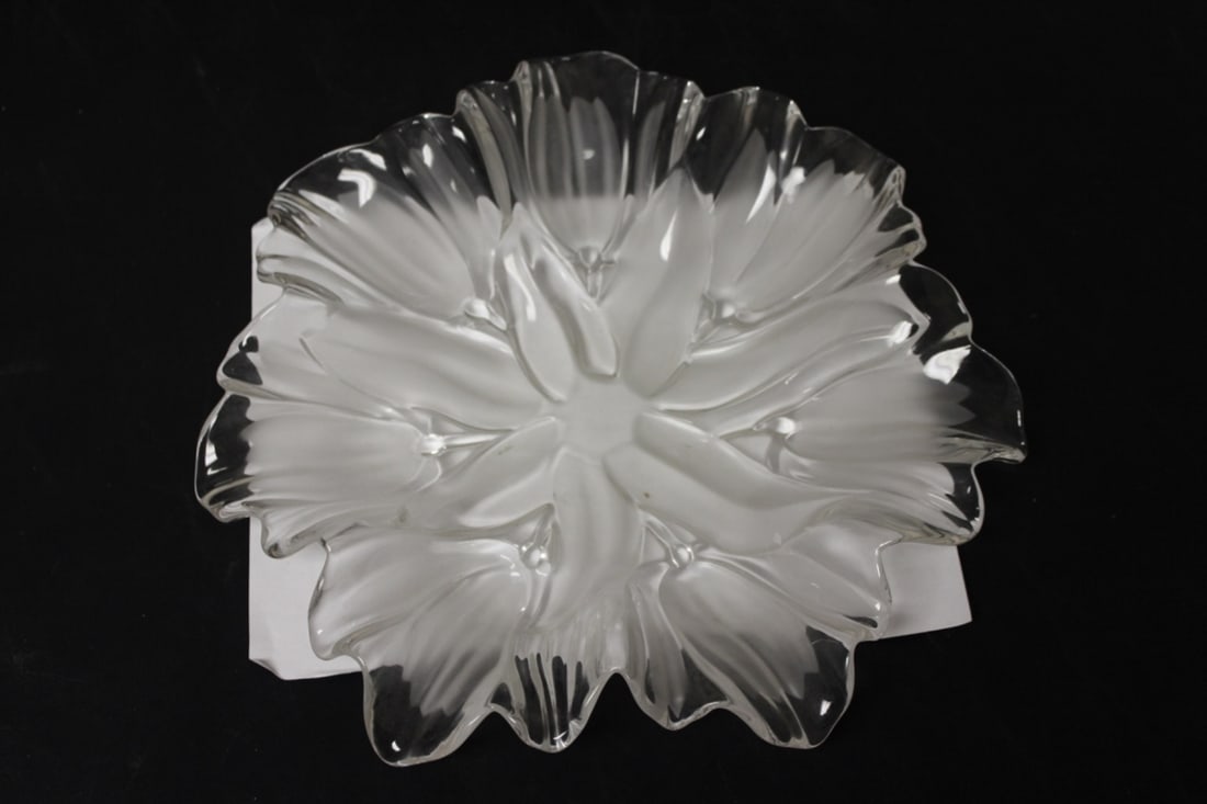 An Acid Etched Glass Bowl - 3