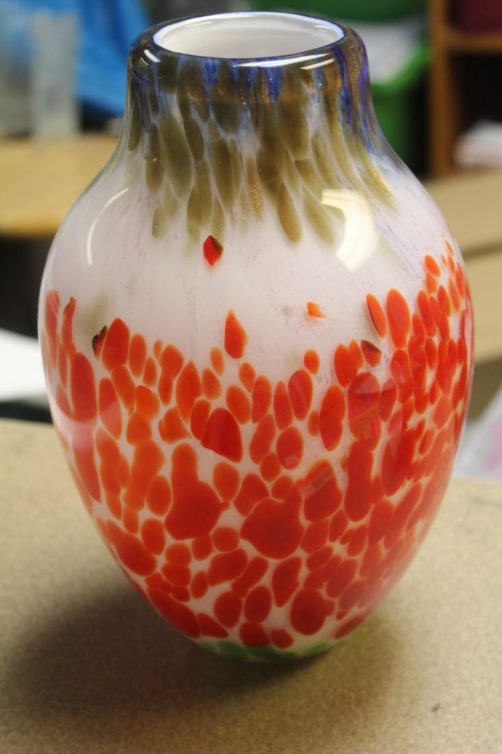 Art Glass Vase - 3