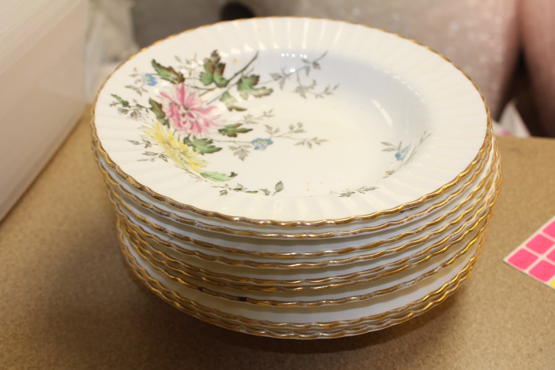Set of 9 Paragon Soup Bowls (1 of 3)