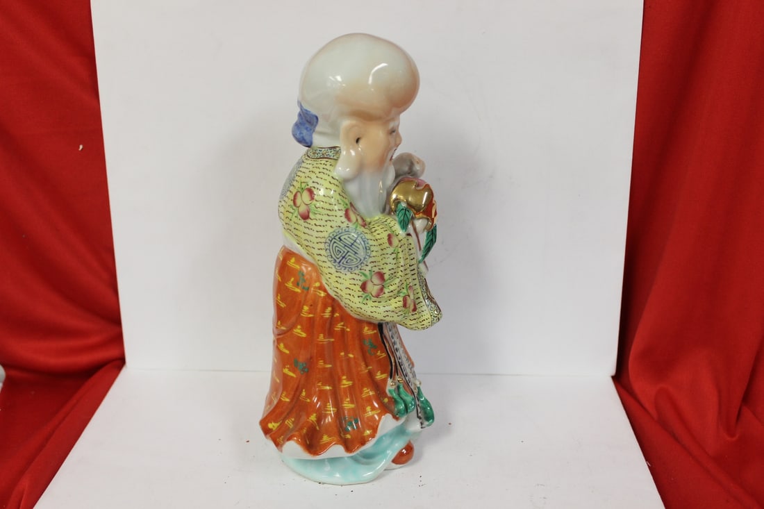 An Antique/Vintage Chinese Figurine - 2