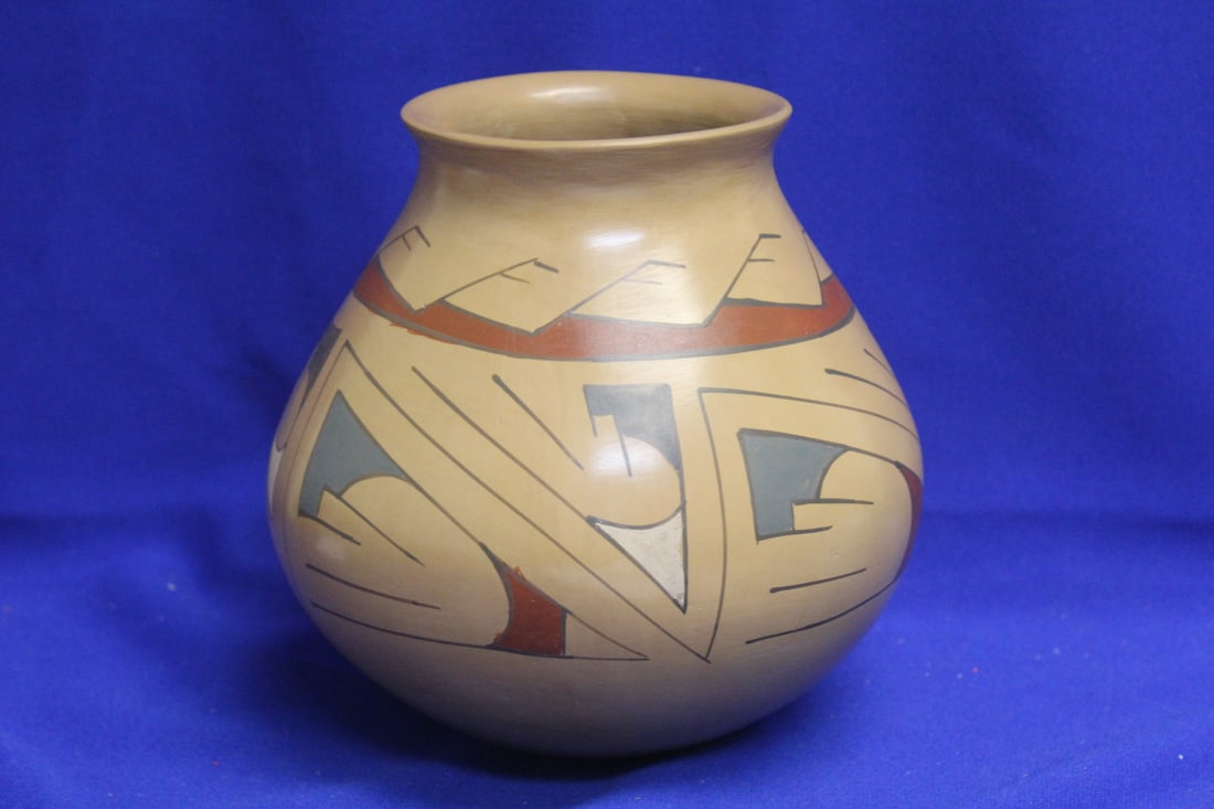 A Mexican Pottery Water Vessel - 3