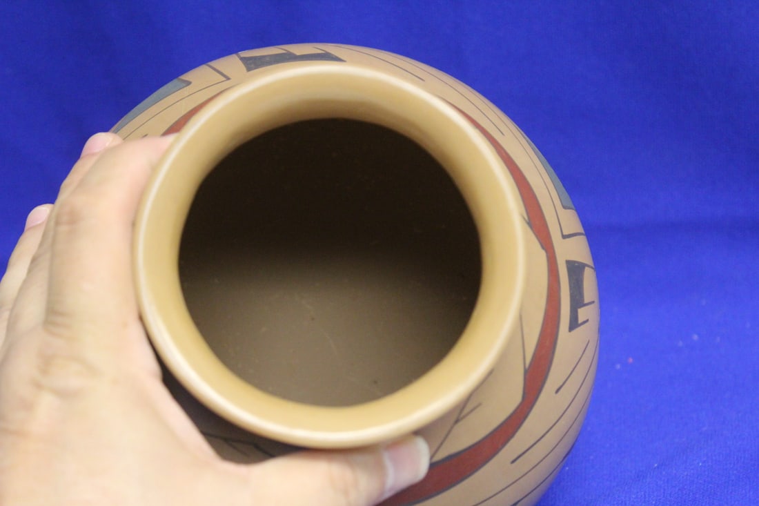 A Mexican Pottery Water Vessel - 4