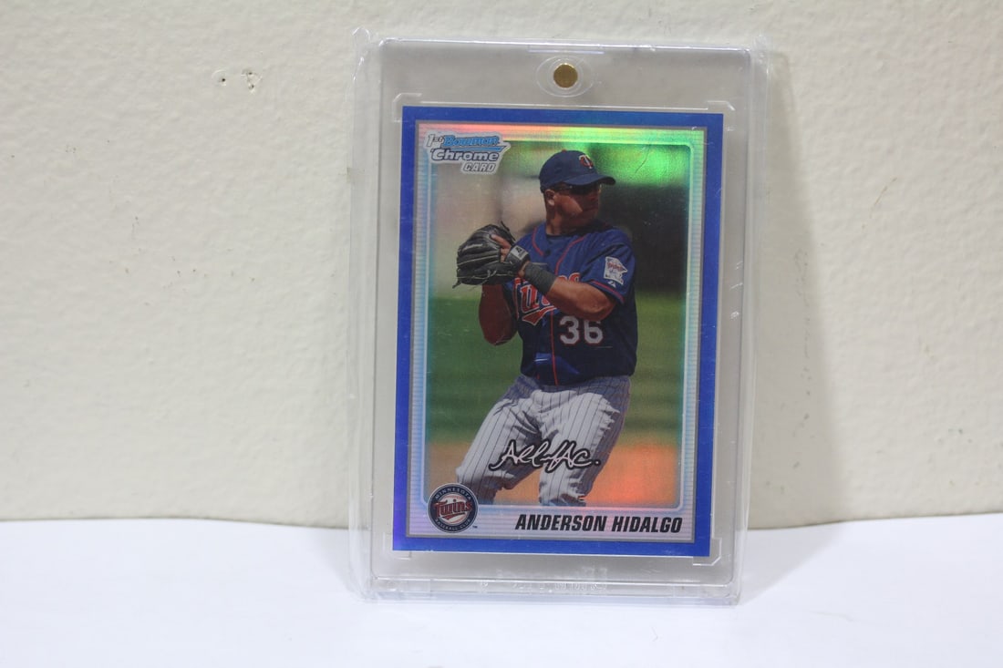 An Anderson Hidalgo Rookie card: cased