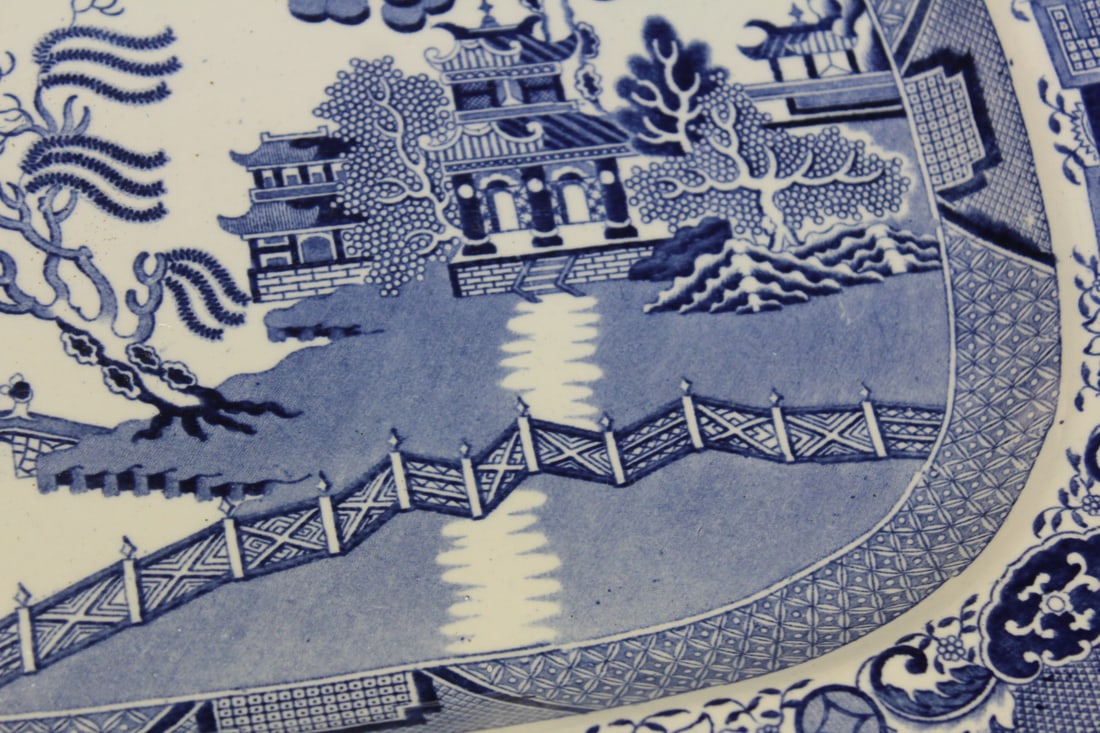 Blue and White ironstone Oriental Platter - 4