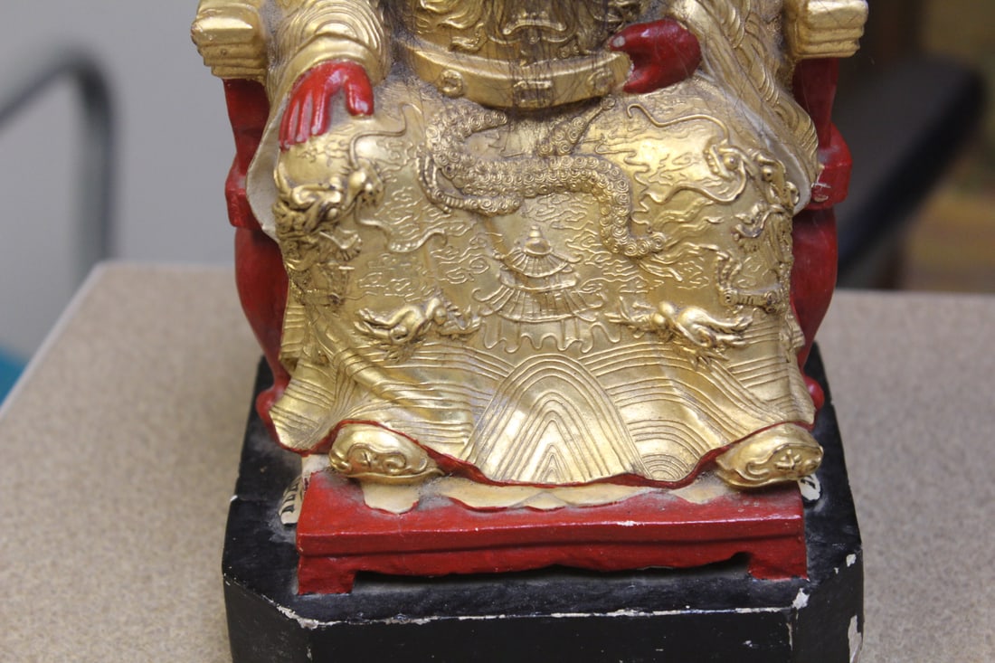 Vintage Gold gilt Chinese Emperor - 2