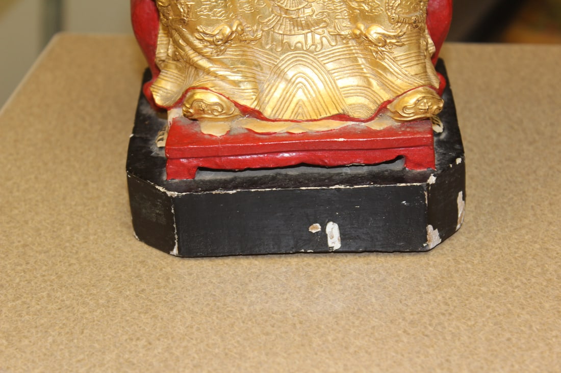 Vintage Gold gilt Chinese Emperor - 4