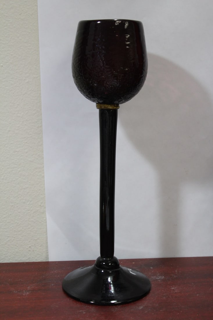 An Amethyst Glass Goblet - 3