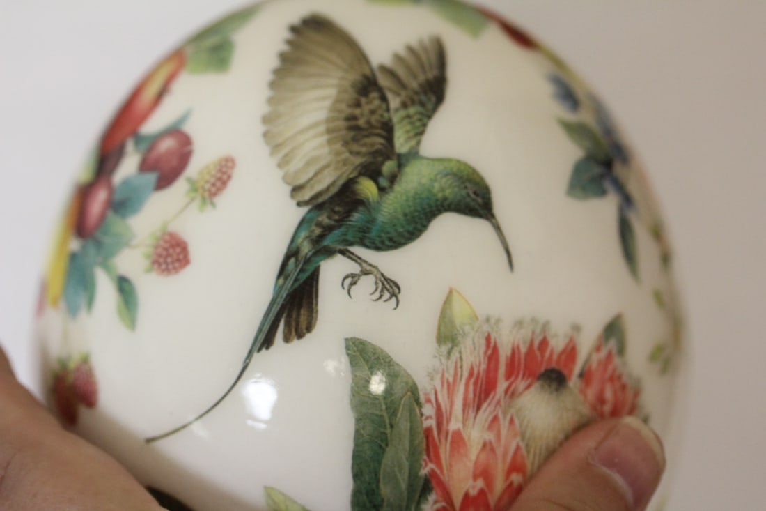 A Ceramic Egg - 4