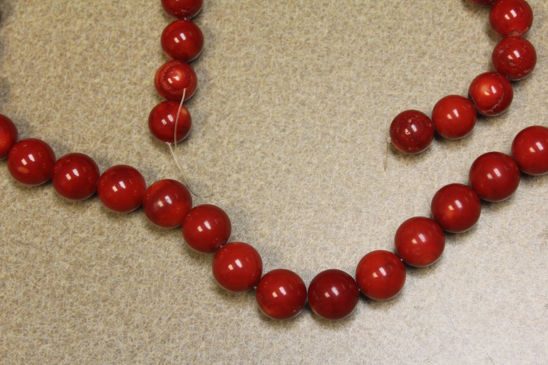 Lot of 2 Strands of Coral - 6