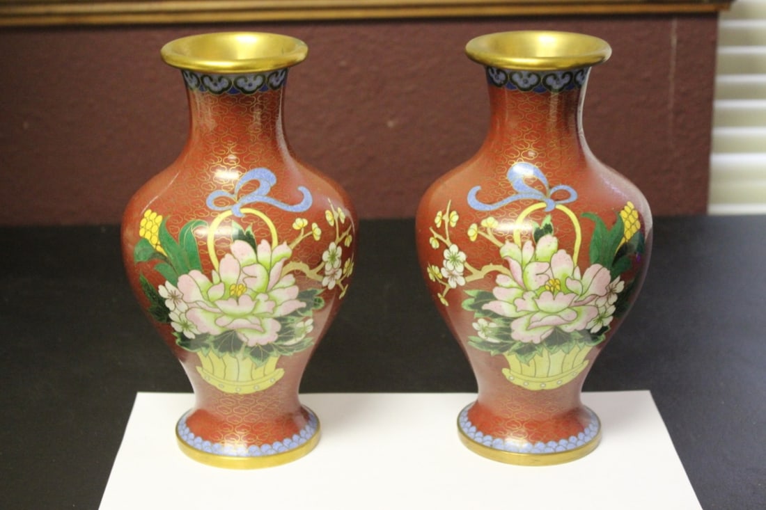 A Pair of Chinese Cloisonne Vases- Vintage: 8 inches tall