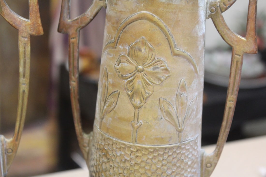 Art Nuveau pair of copper urns - 3