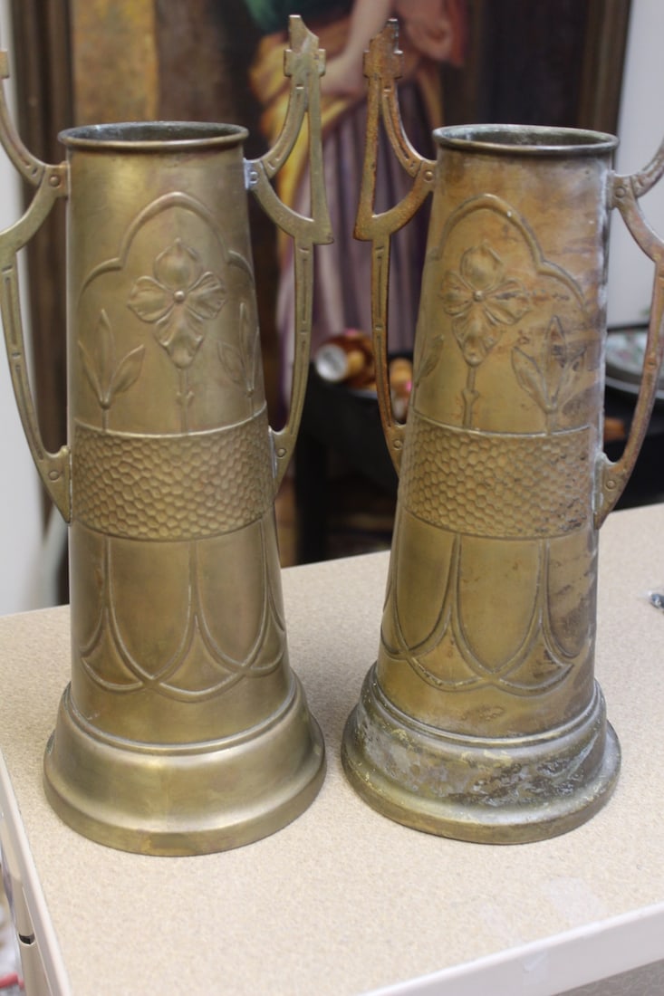 Art Nuveau pair of copper urns - 6