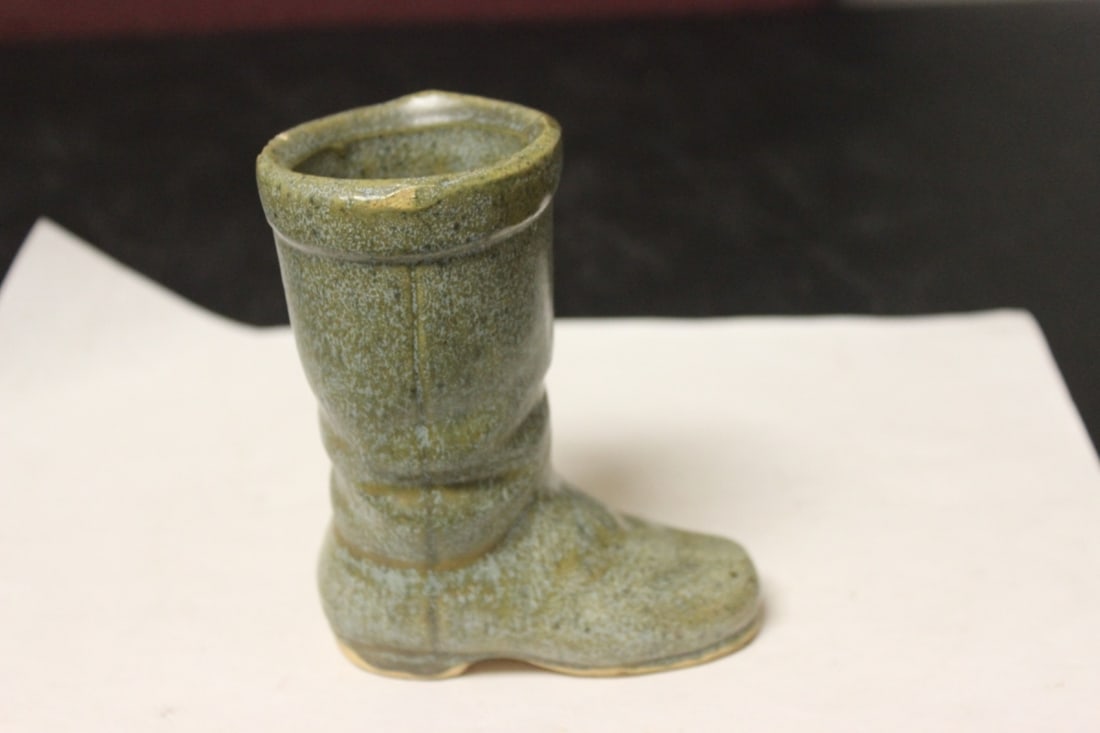 A Small Pottery Shoe Container - 2