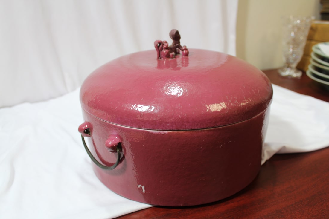 An Antique Chinese Monochrome Cooking Pot? - 12