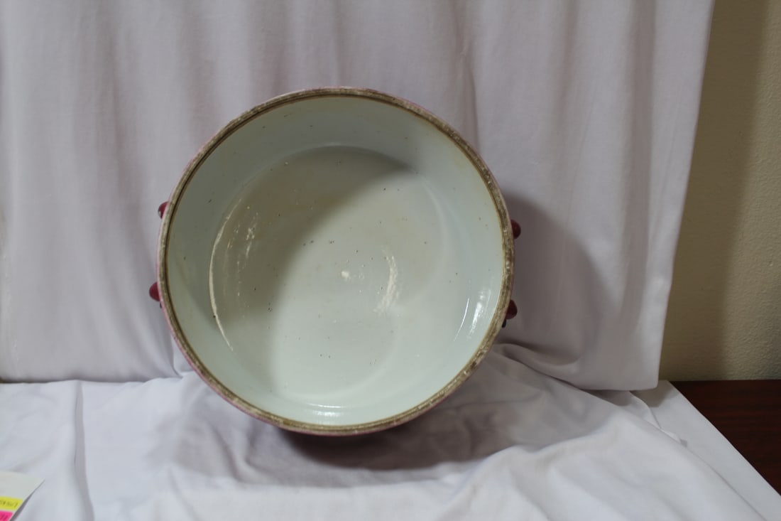 An Antique Chinese Monochrome Cooking Pot? - 3