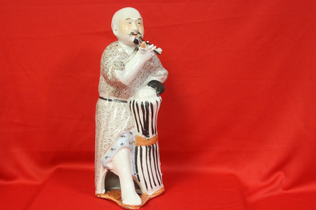 A Vintage Chinese Figurine: 10" tall - probably republic era