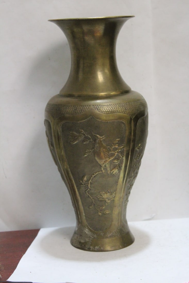 A Well Carved Chinese Brass Vase - 3