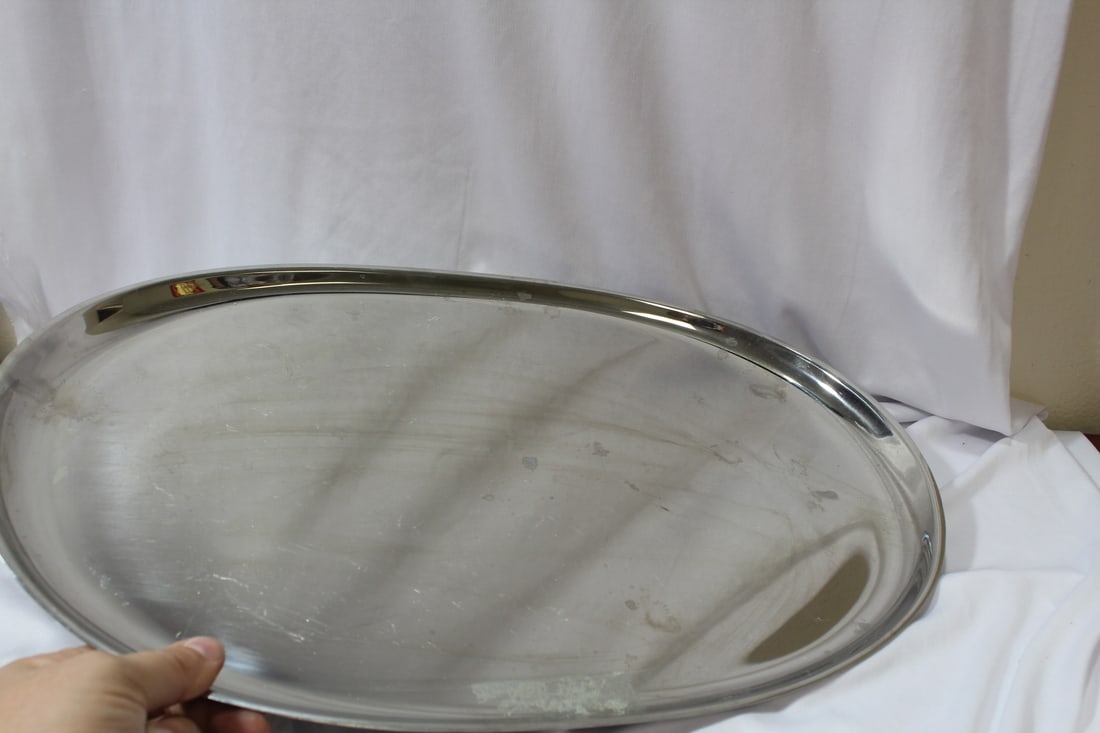 A Silverplated Oval Tray - 2