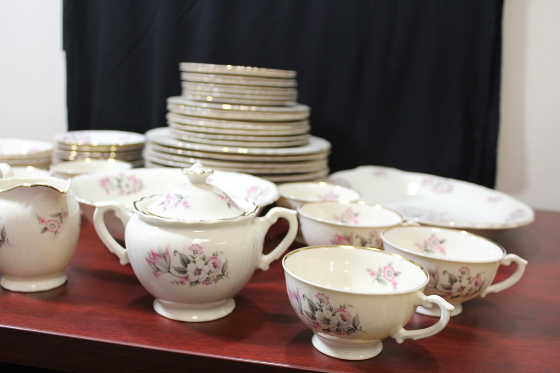 A Partial Set of Aberdeen China - 3