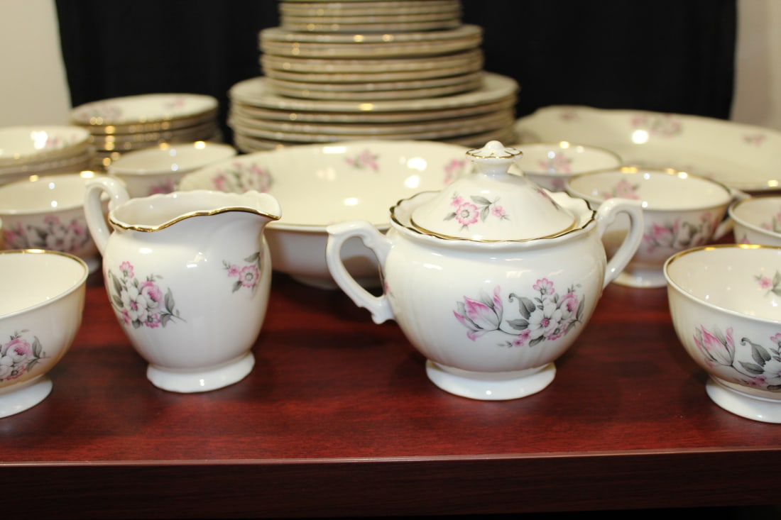 A Partial Set of Aberdeen China - 4