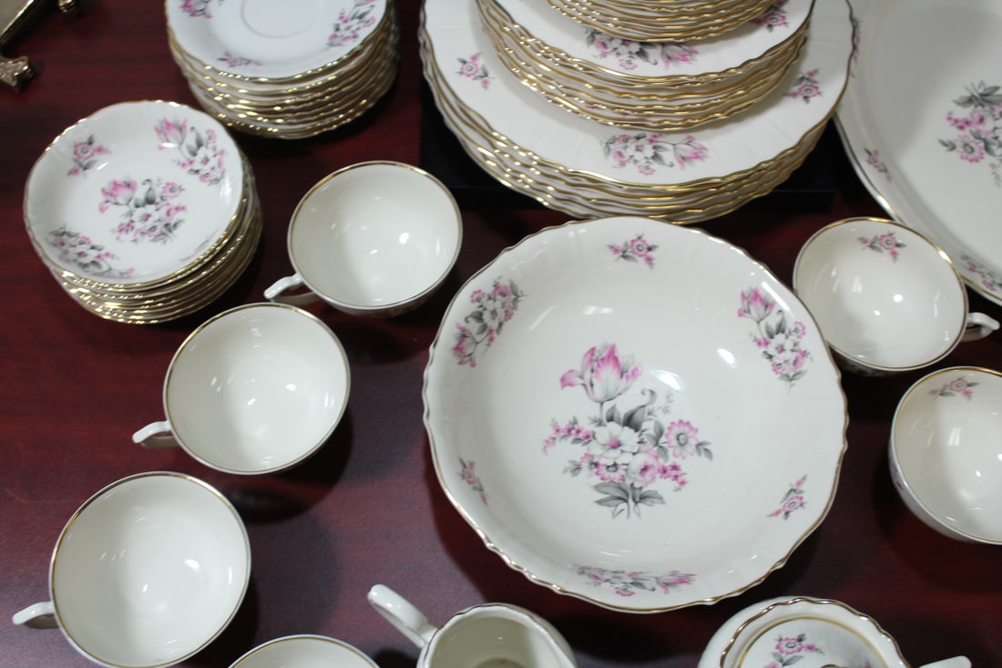 A Partial Set of Aberdeen China - 7