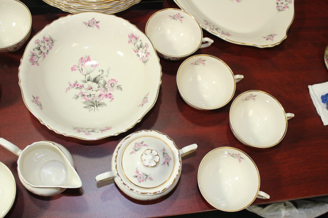 A Partial Set of Aberdeen China - 8