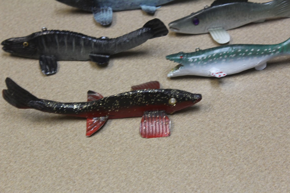 Lot of 7 Handpainted Lures - 2