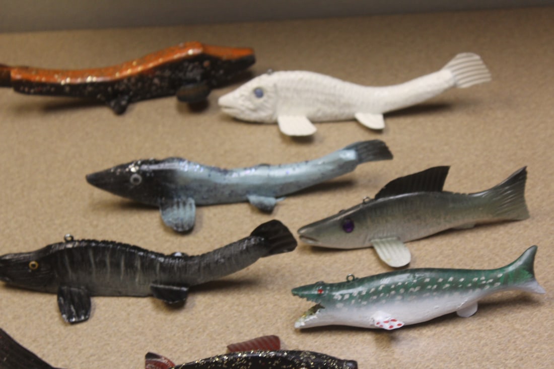 Lot of 7 Handpainted Lures - 3