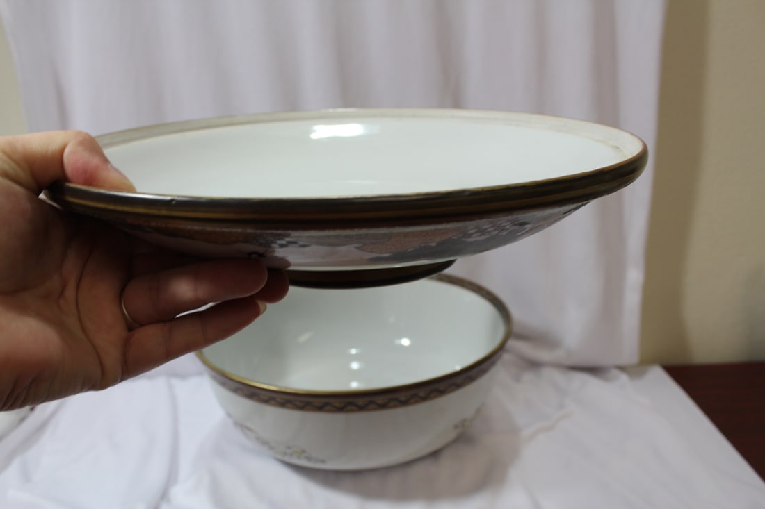 A Large Kutani Bowl with Lid - 13