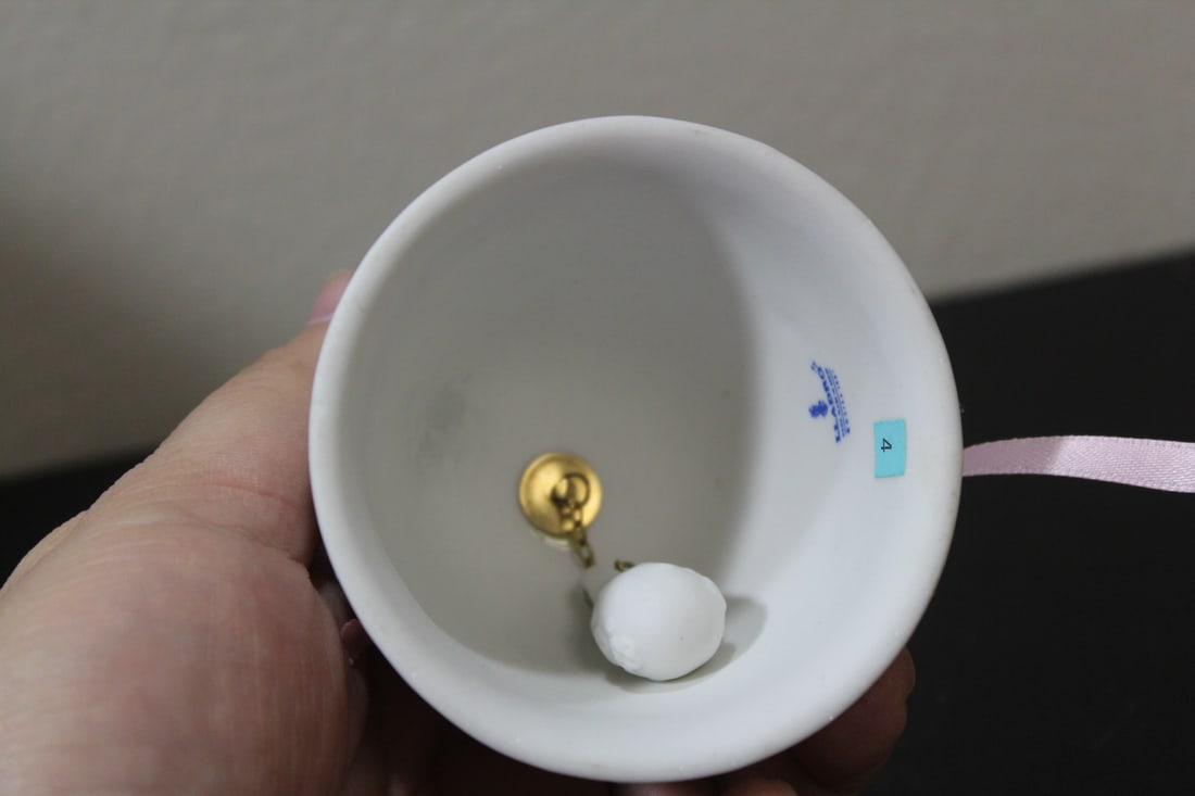A Lladro Bell - 1987 - 2