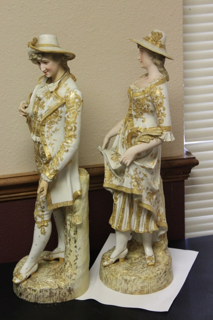 A Pair of German Figurine Boy and Girl - 3