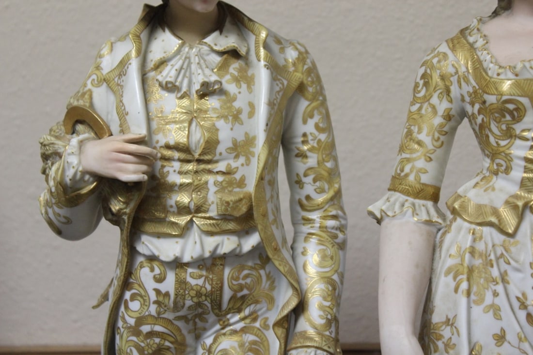 A Pair of German Figurine Boy and Girl - 7