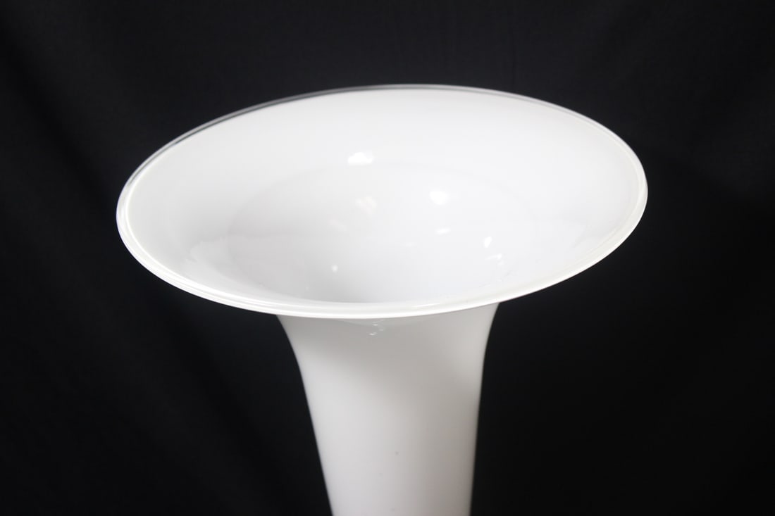 A Large Glass Trumpet Vase - 2
