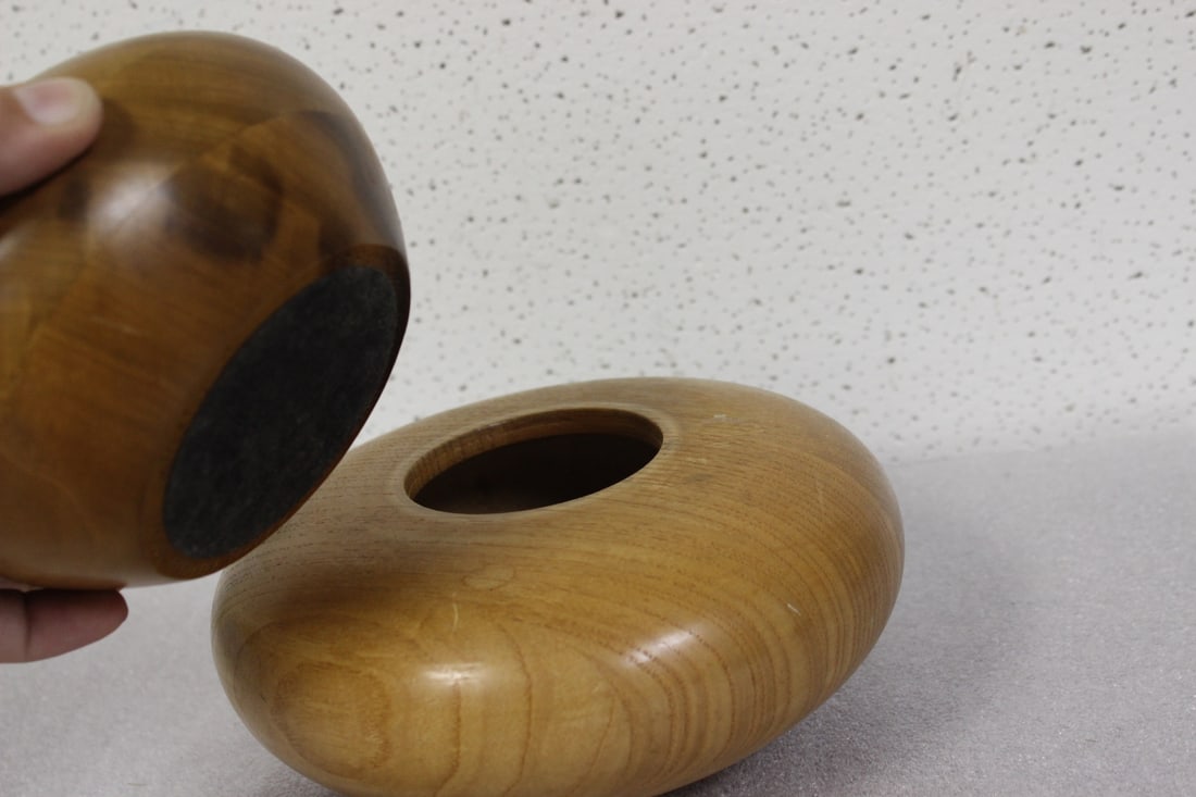 A Wooden Gourd Shape Oil Lamp? - 3