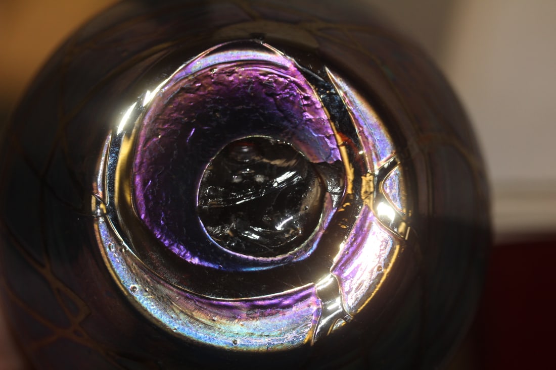 Spider Web Design Iridescent Vase - 6