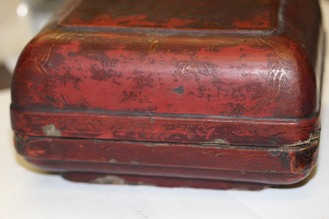 An Antique Chinese Lacquer Box - 12