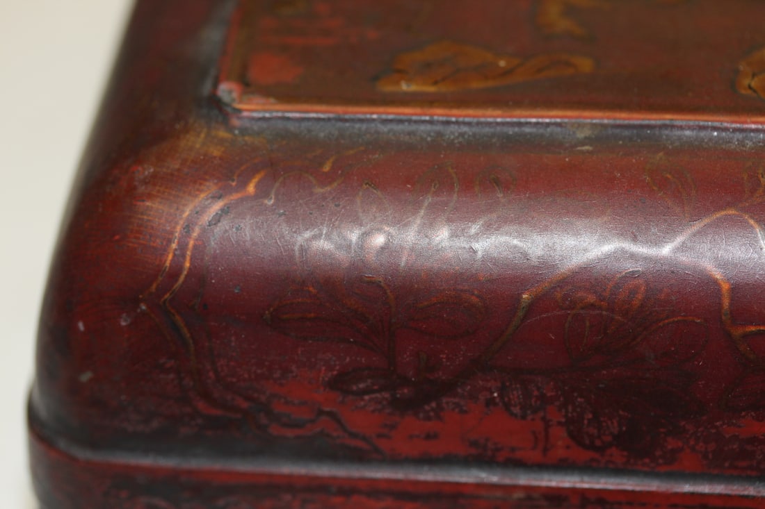 An Antique Chinese Lacquer Box - 13