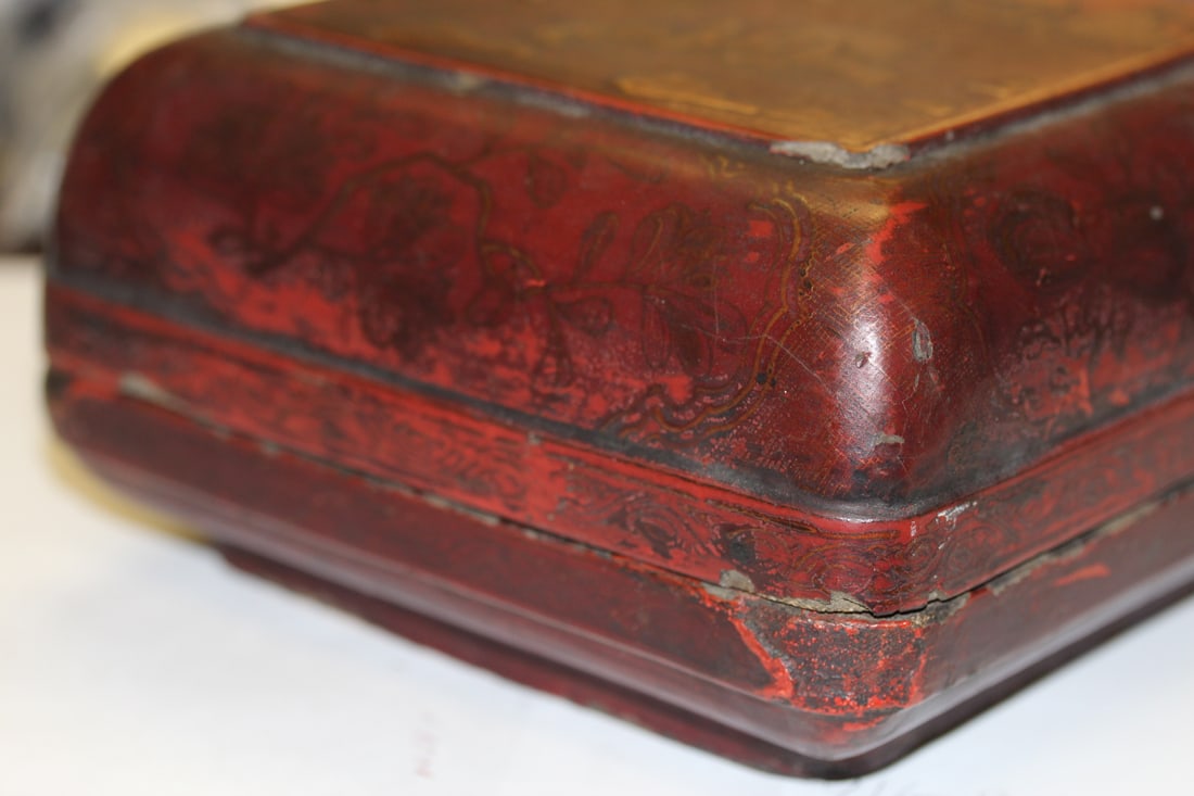 An Antique Chinese Lacquer Box - 15