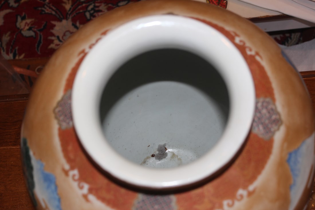 Large Japanese Vase - 7
