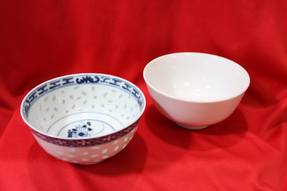 Lot of 2 Vintage Chinese Bowls: one= blanc de chine the other is rice pattern - one has chip on top rim, the other has chip on bottom rim - as found - 4 1/2" in diameter