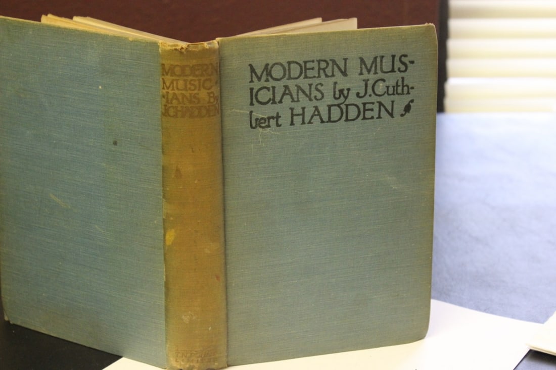 Book - The Modern Musician by Hadden: Hardcover