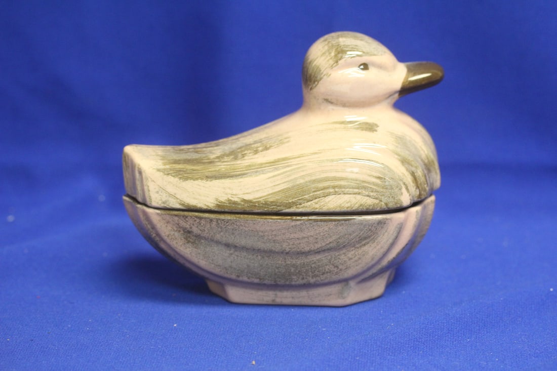 Avreni Santa Anita Ware Duck Dish: with lid - rare - mid century modern - 5 1/2" tall x 5 3/4" wide
