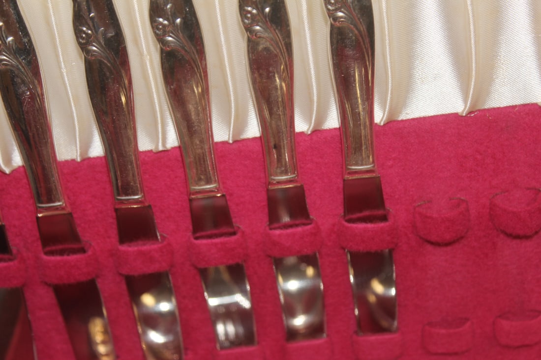 Lot of Silverplate Flatware - 5