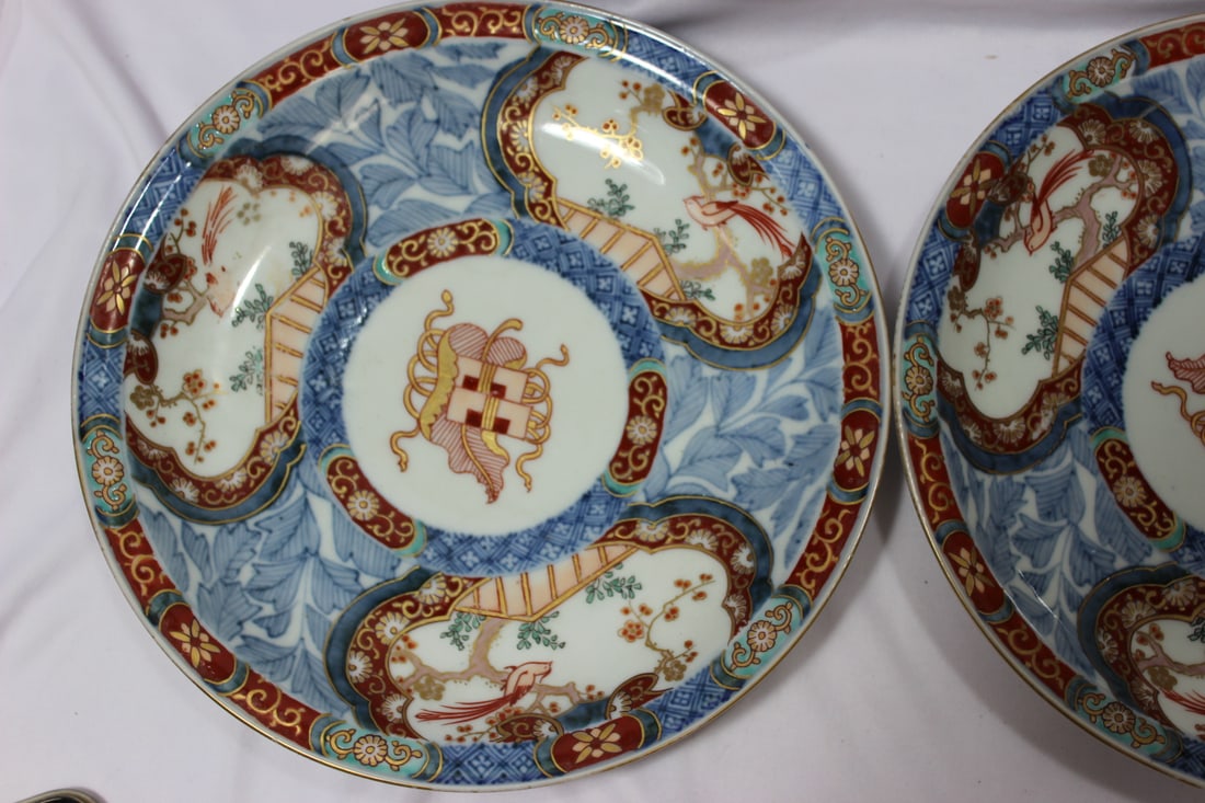 Set of 6 imari Plates - 2