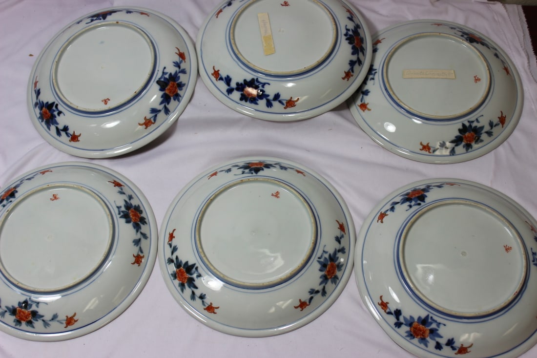 Set of 6 imari Plates - 4